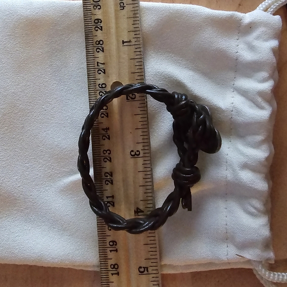 Retired James Avery Hammered Heart Braided Leather Bracelet - Picture 4 of 9